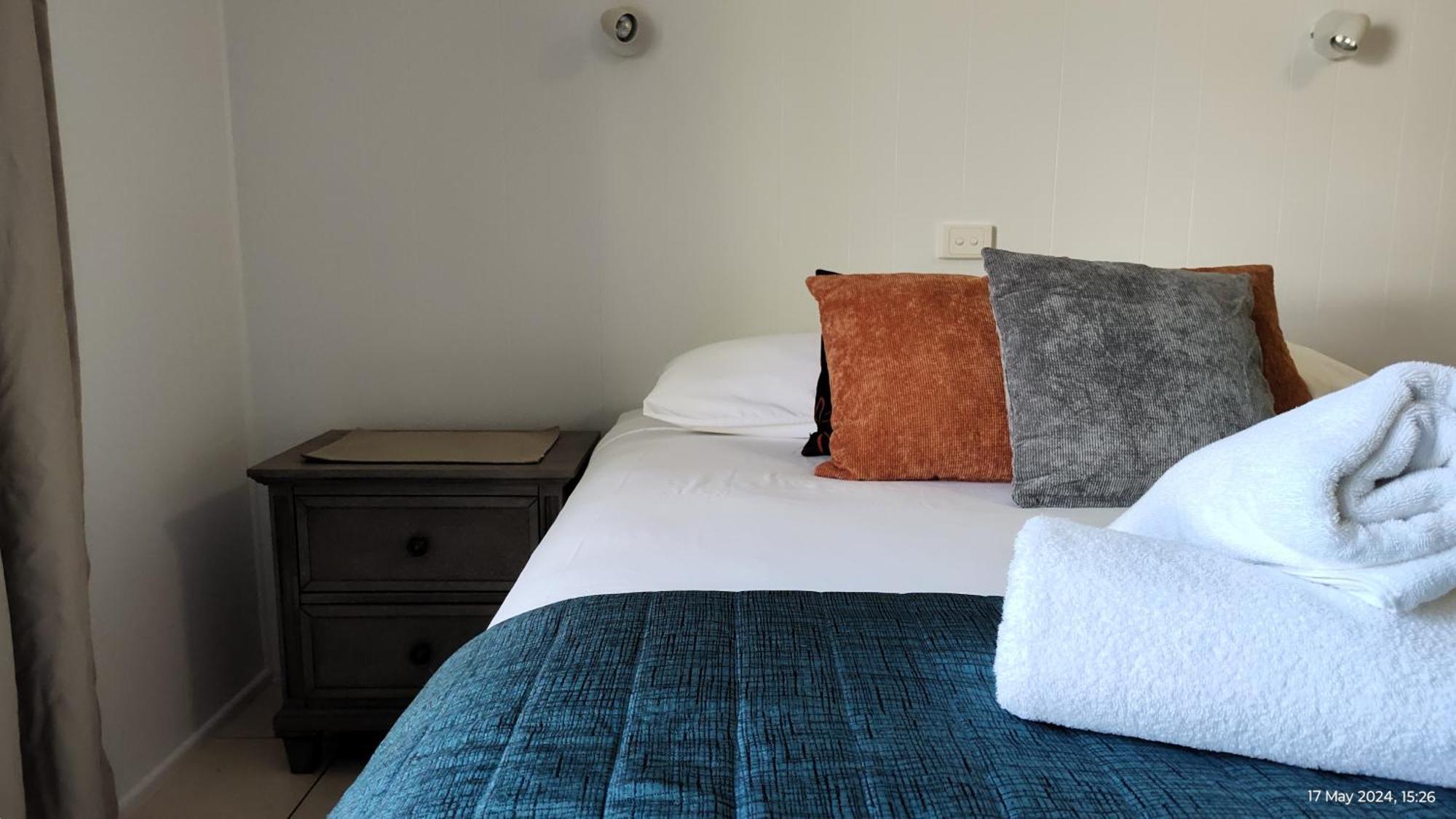Pacific Palms Motor Inn Marcoola Kültér fotó