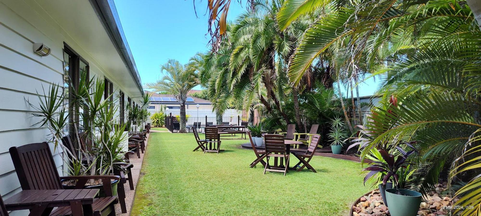 Pacific Palms Motor Inn Marcoola Kültér fotó
