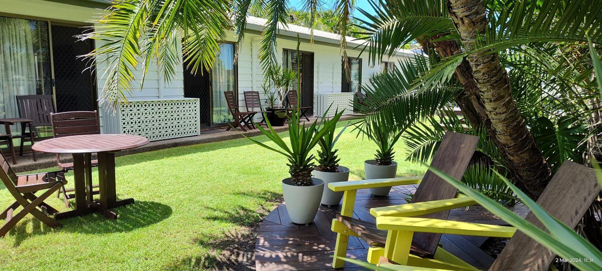 Pacific Palms Motor Inn Marcoola Kültér fotó